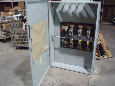 Ge 800 amp 600 volt disconnect switch w/ fuses 3 phase