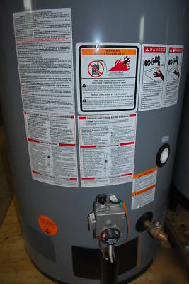 Rheem ruud 75 gallon gas comm. water heater G75-75N-2