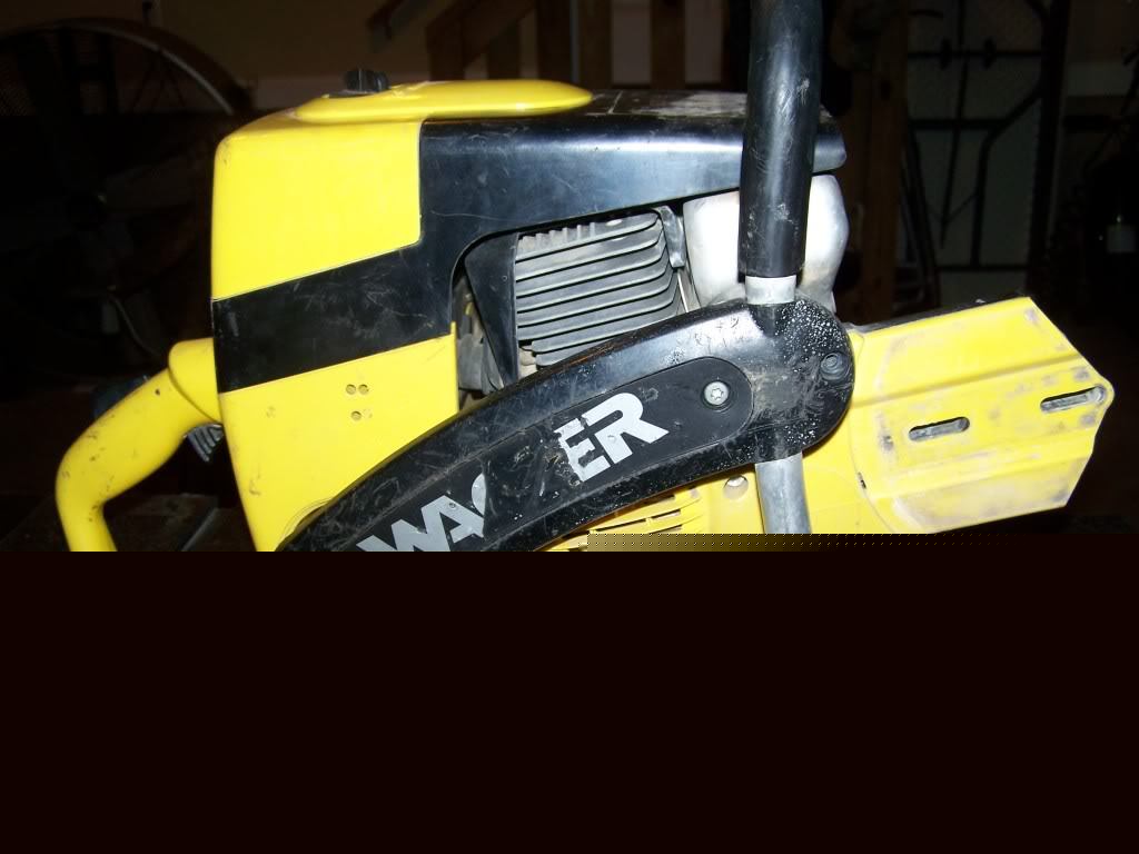 Wacker bts 1035 concrete saw for parts sold as-is runs 