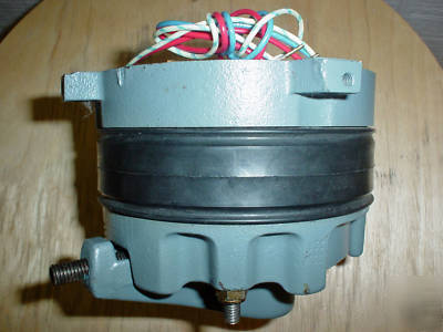 Clutch? not sure what this is please help me identify