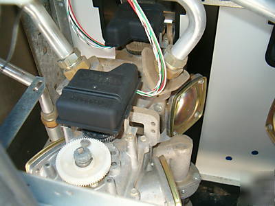 Wayne fuel dispensers w/card readers - 1/V390D4